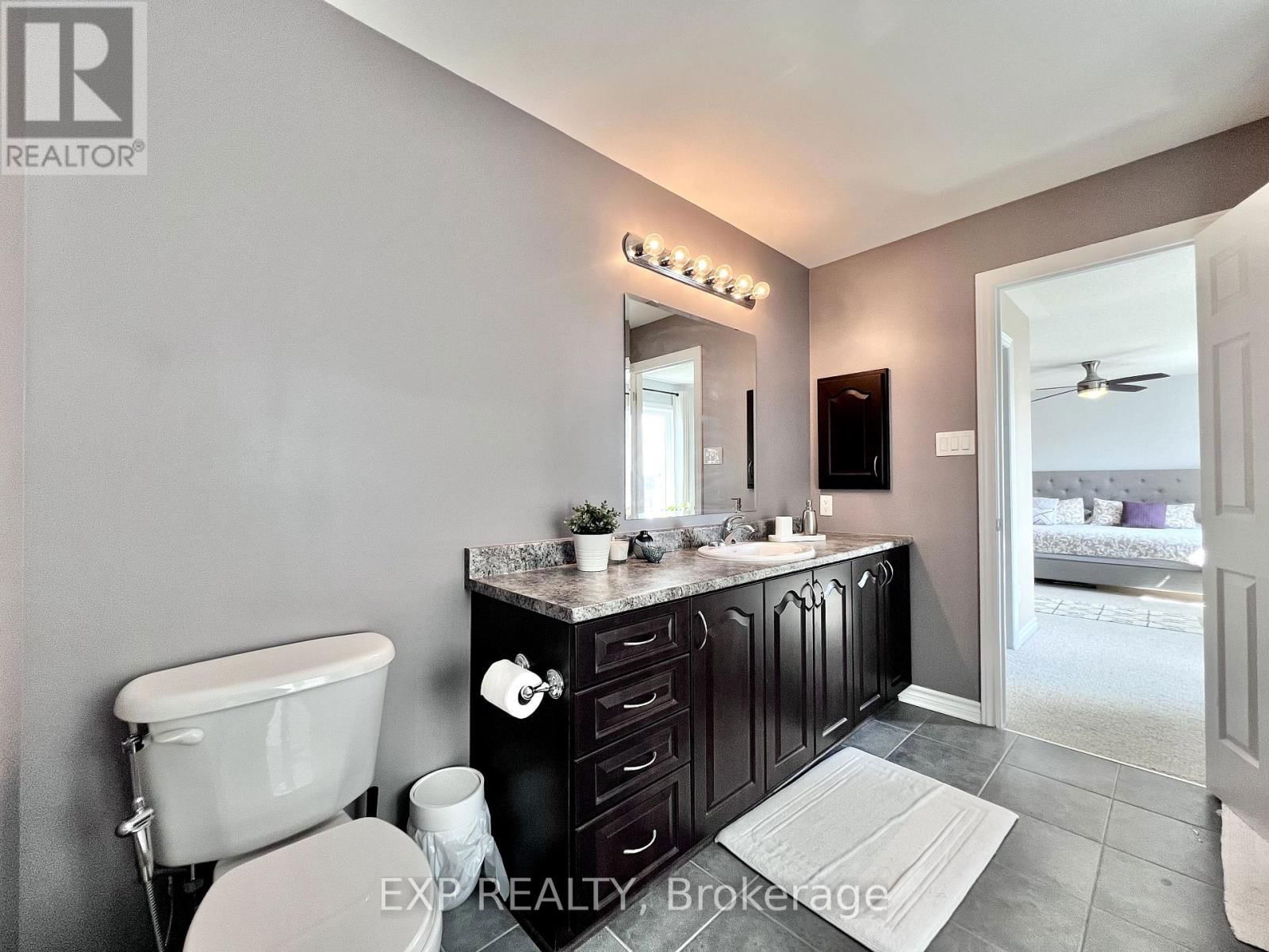 700 BEATRICE DRIVE Image 41