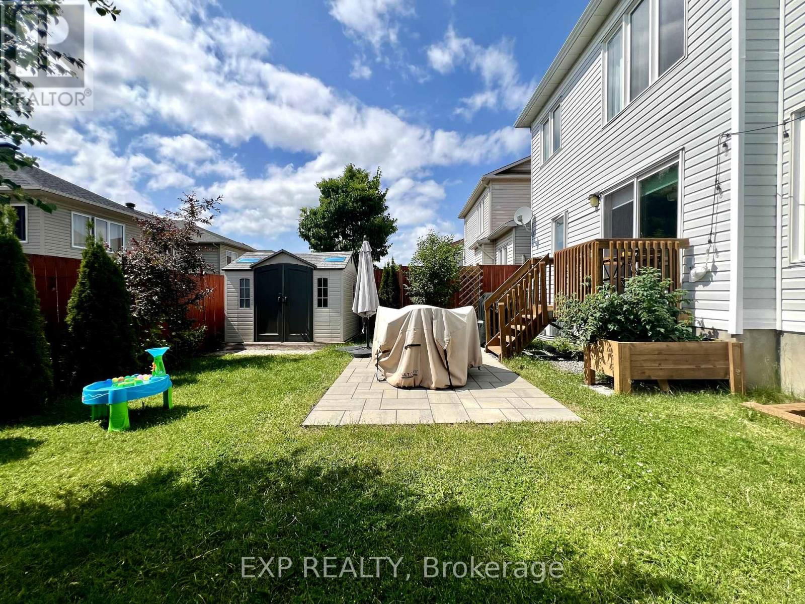 700 BEATRICE DRIVE Image 45