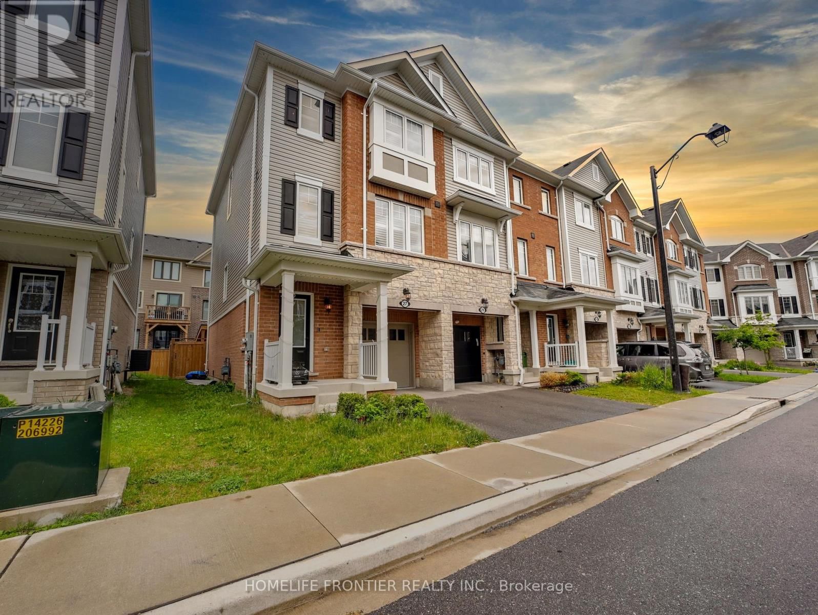 27 RAPIDS LANE Image 1