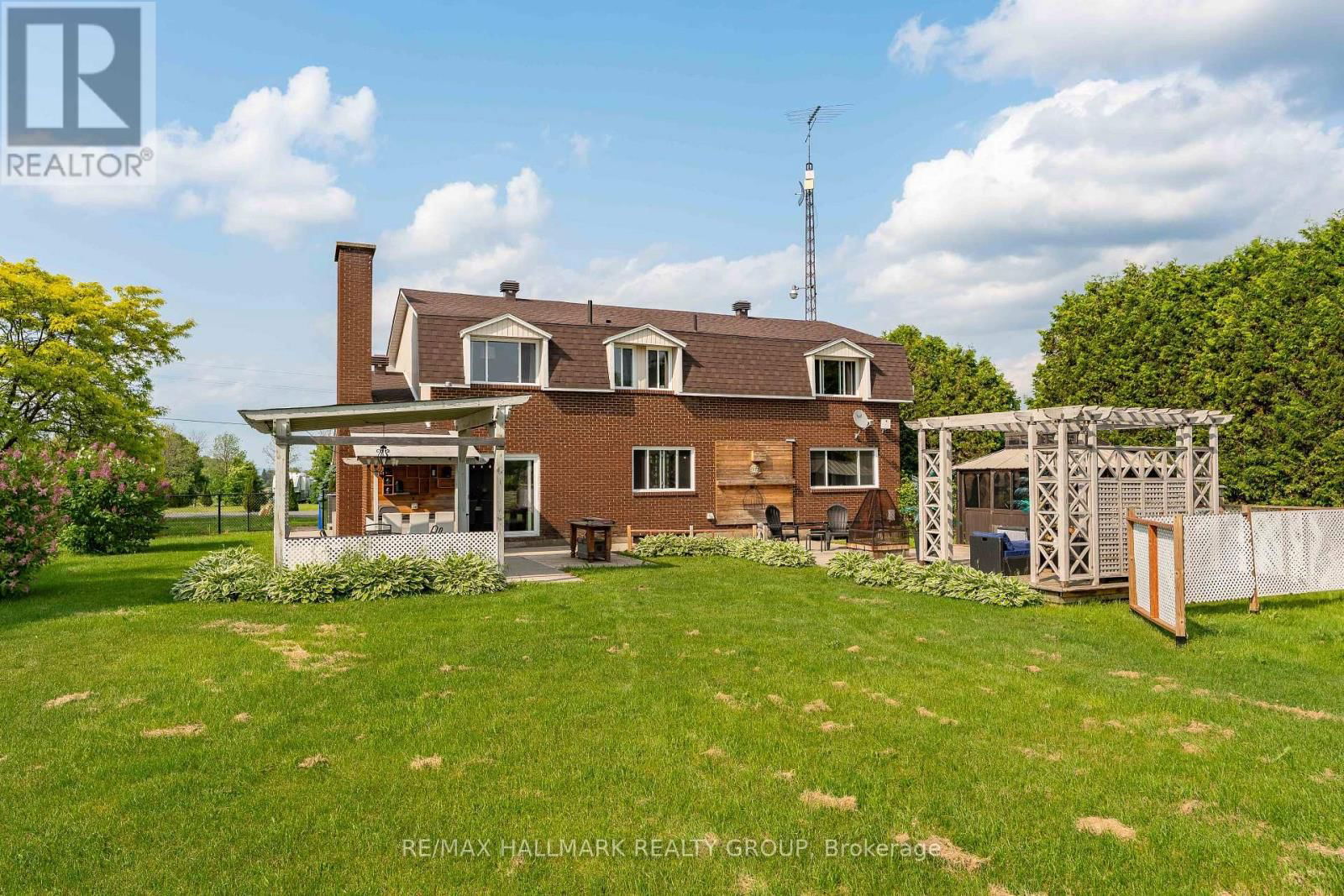 2914 PATTEE ROAD EAST Image 22
