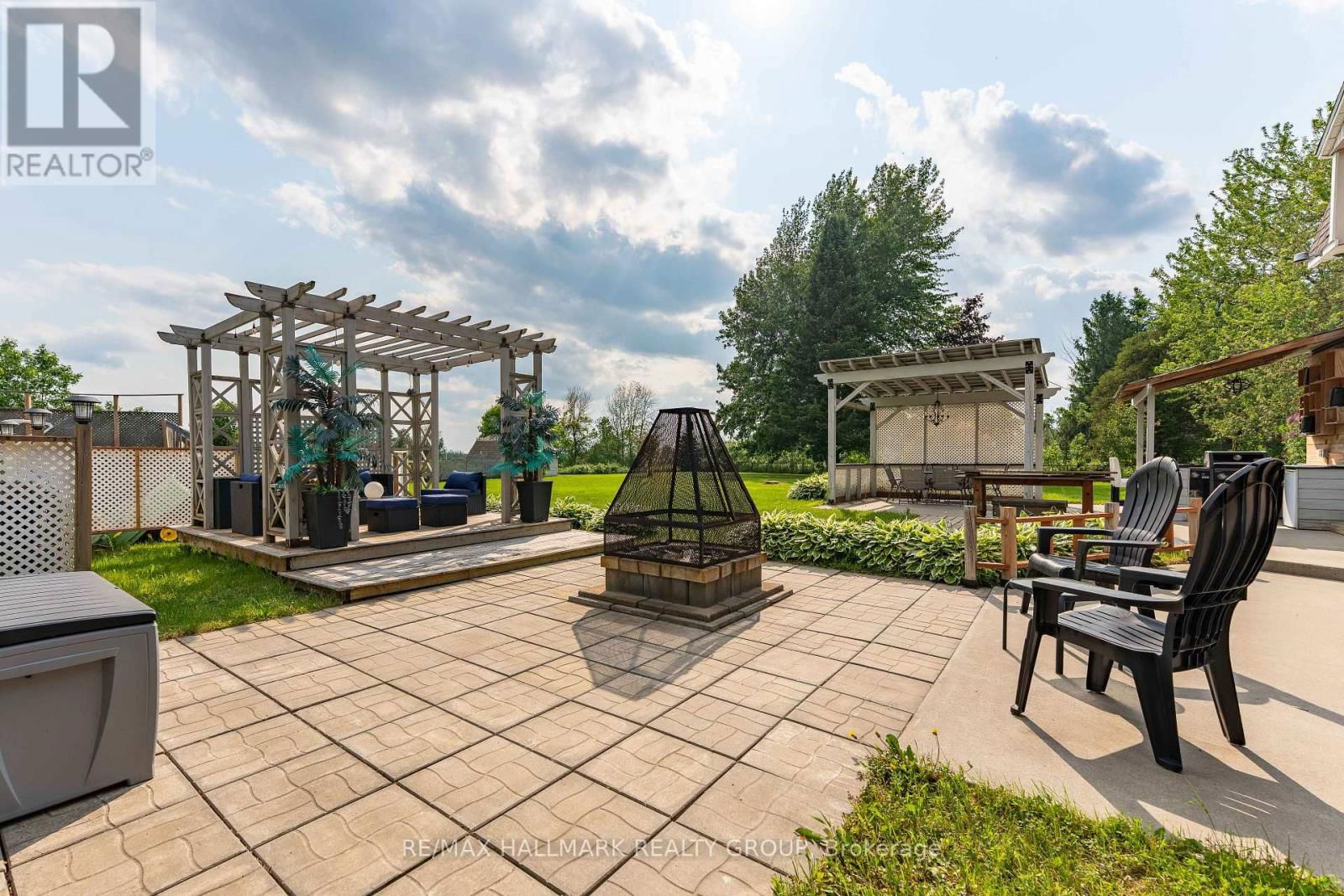 2914 PATTEE ROAD EAST Image 3