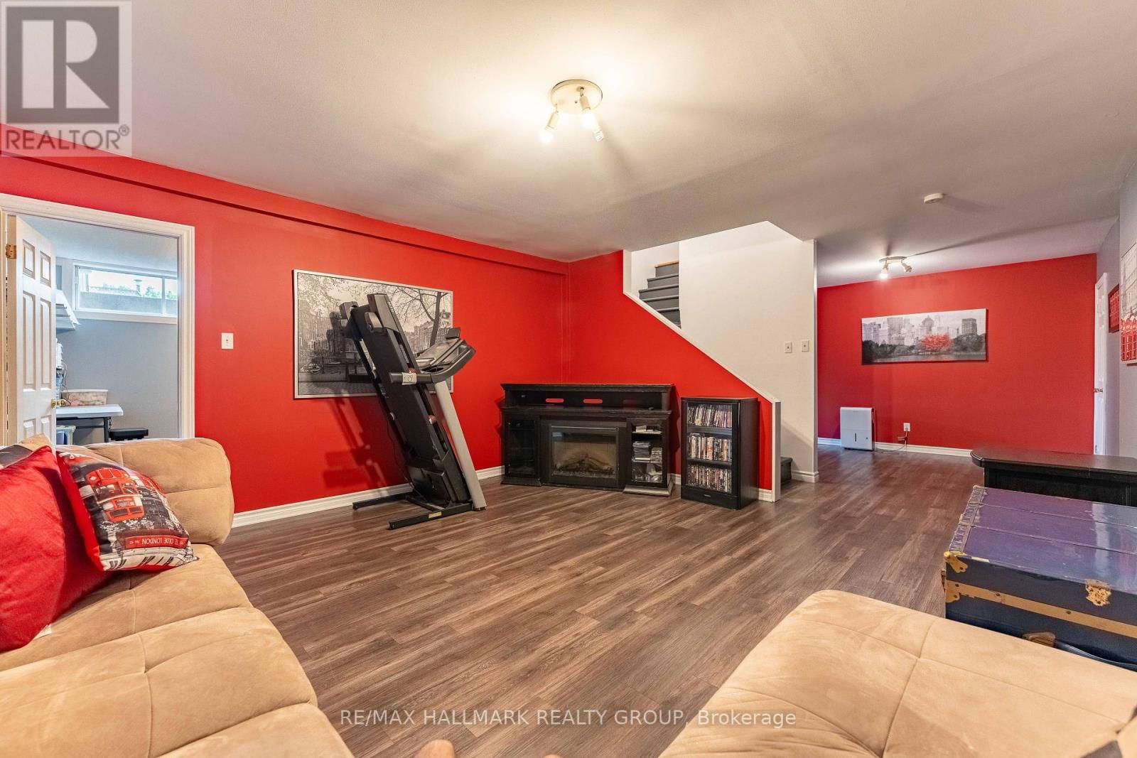 2914 PATTEE ROAD EAST Image 40