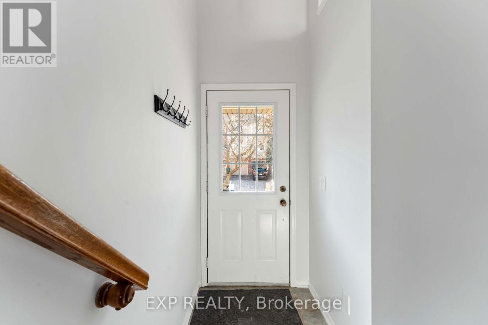 21 YORKVILLE STREET Image 2