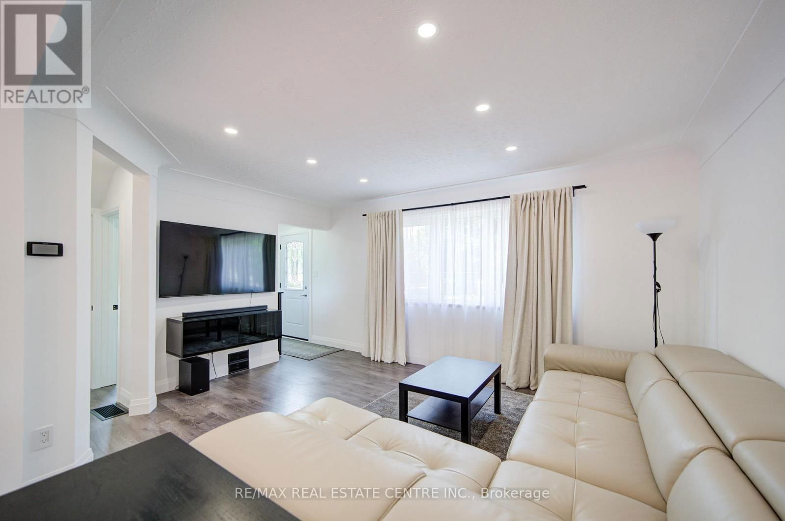 272 GRANTHAM AVENUE Image 10