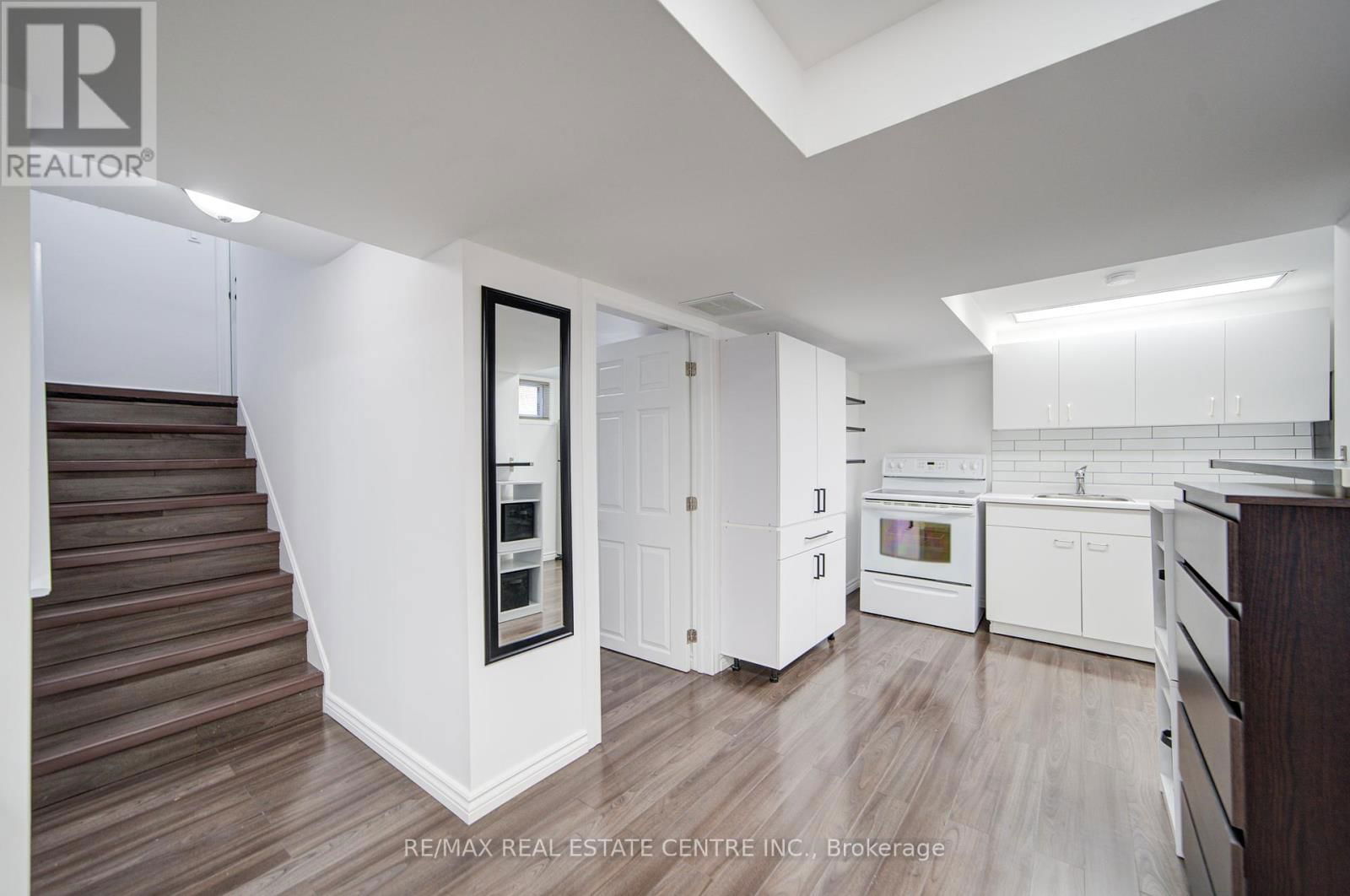 272 GRANTHAM AVENUE Image 25