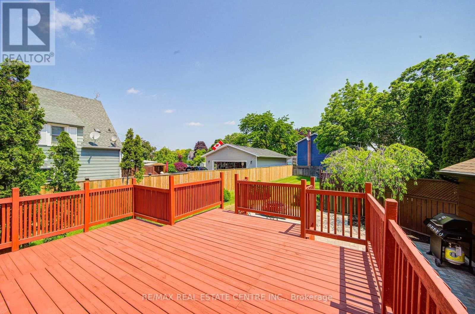 272 GRANTHAM AVENUE Image 39