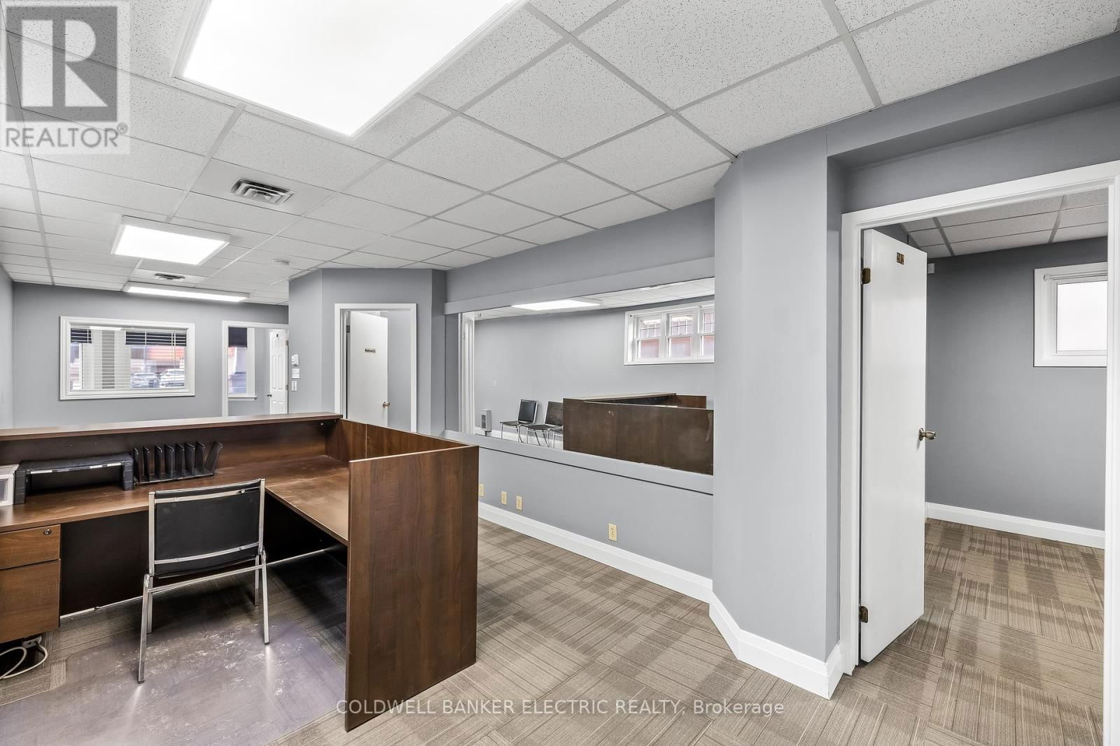 310 RUBIDGE STREET Image 13