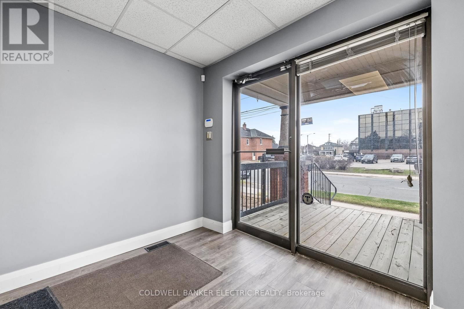 310 RUBIDGE STREET Image 5
