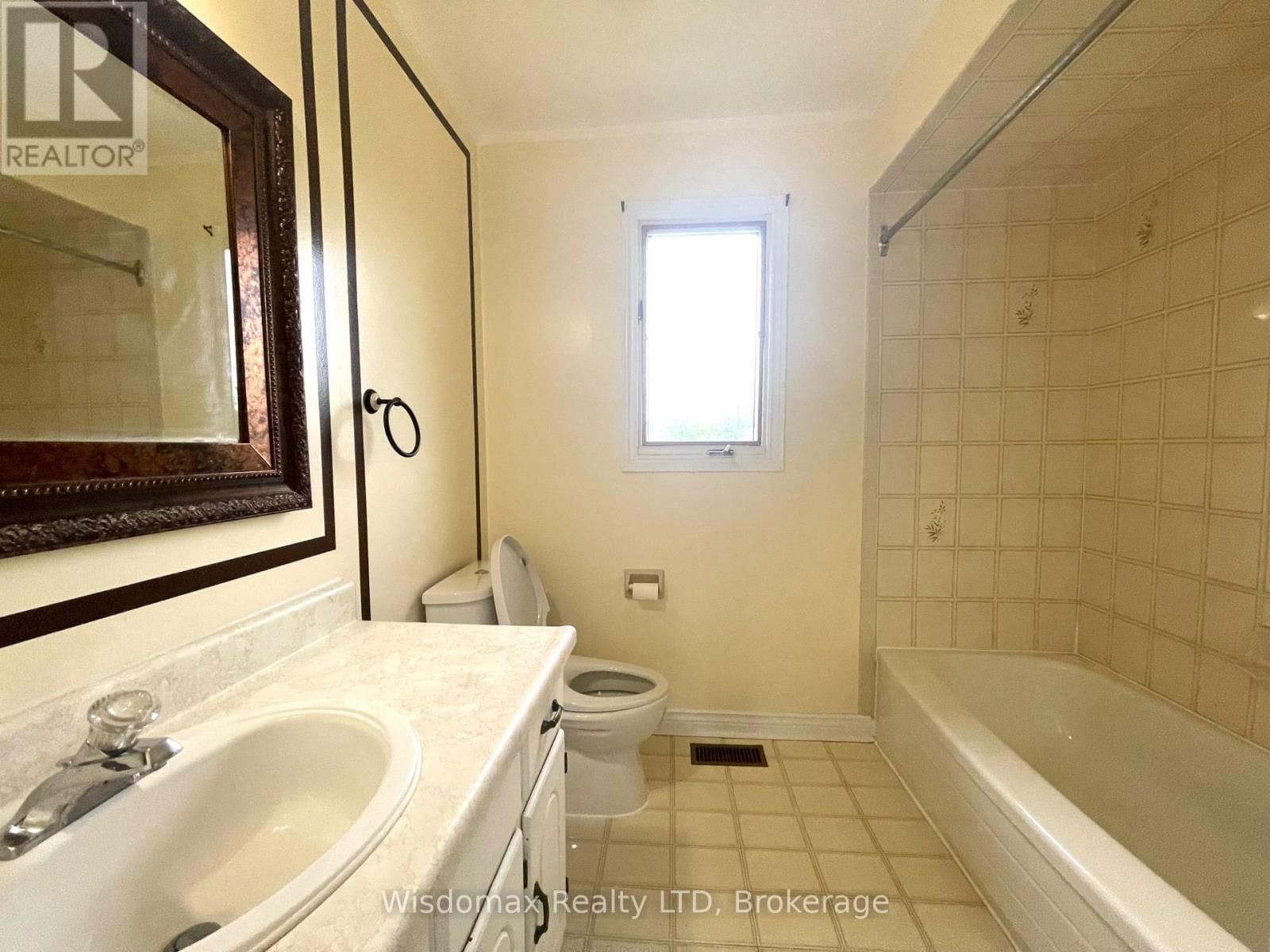 95 BARBICAN TRAIL Image 15