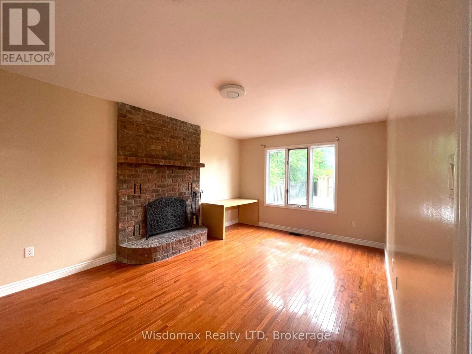 95 BARBICAN TRAIL Image 4