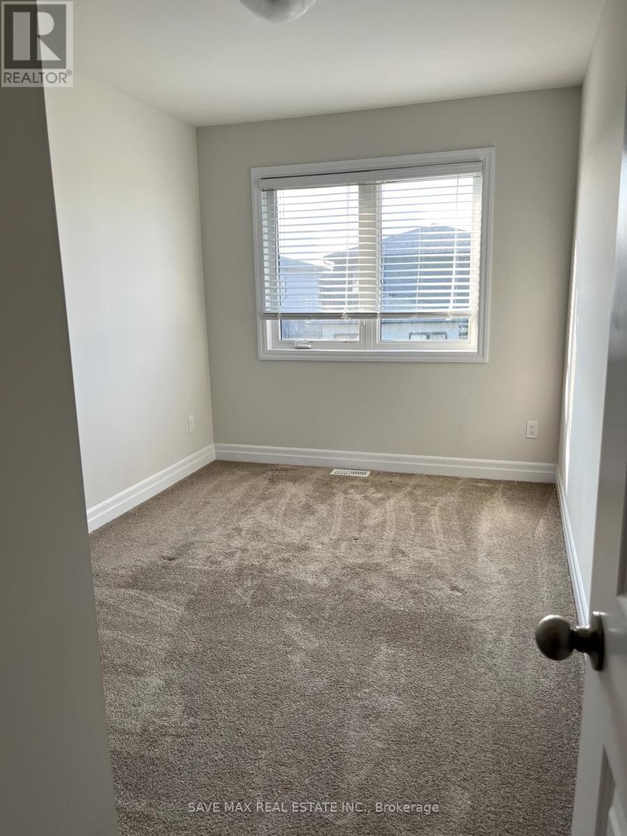 30 WILKINSON AVENUE Image 12