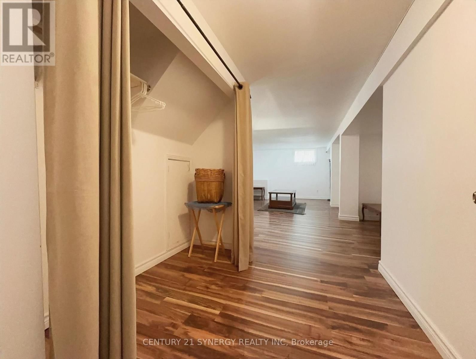 2 - 1236 CLYDE AVENUE Image 11