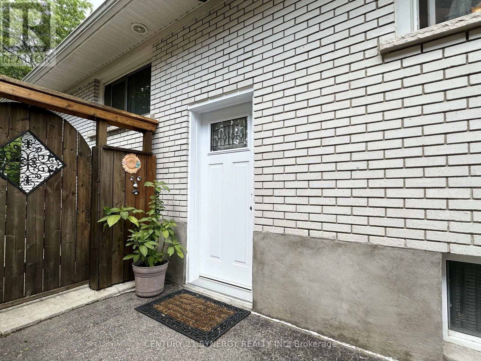 2 - 1236 CLYDE AVENUE Image 3