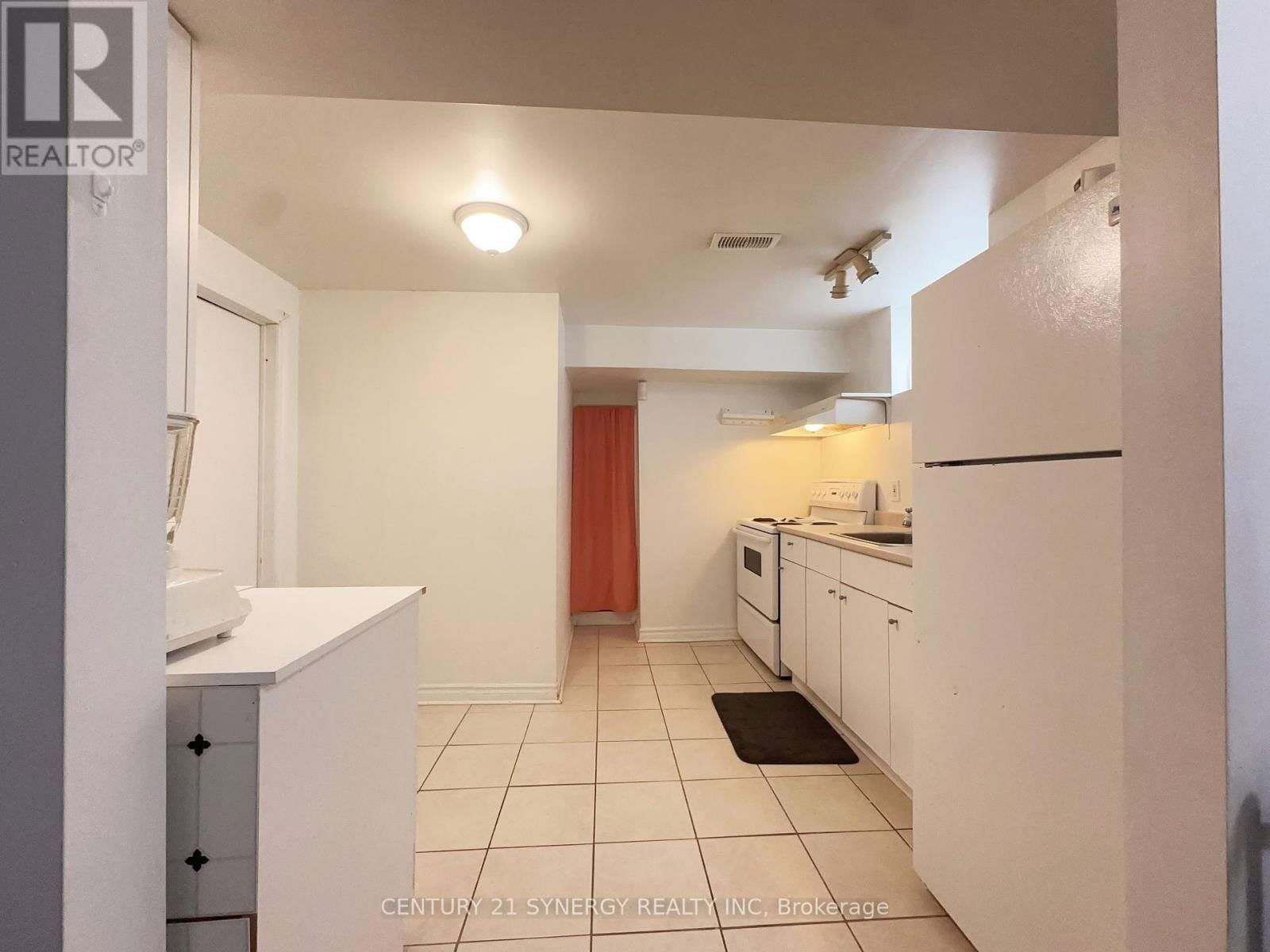 2 - 1236 CLYDE AVENUE Image 8