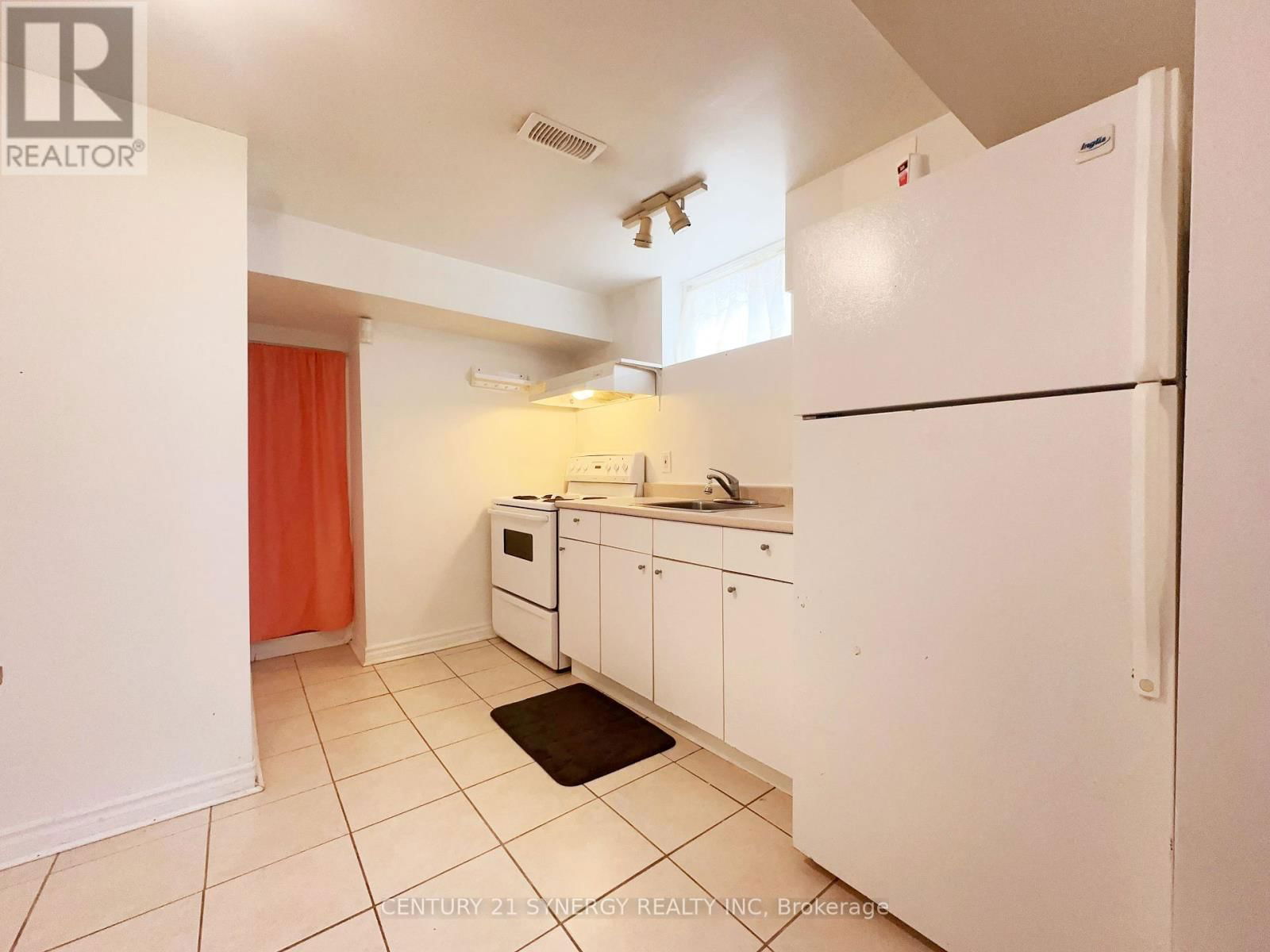 2 - 1236 CLYDE AVENUE Image 9