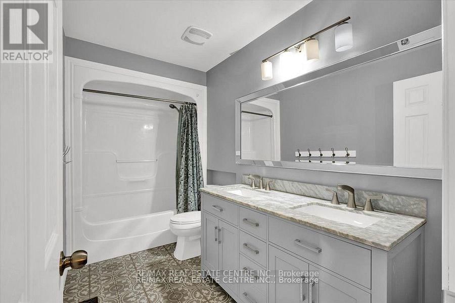 45 KENDRICK COURT Image 17