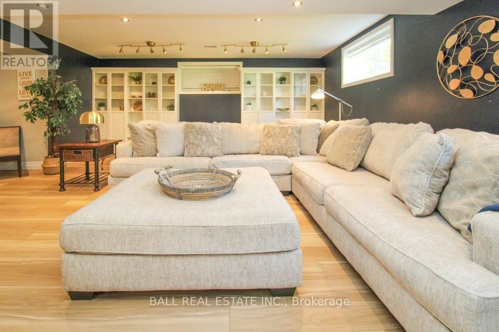 89 WHITFIELD ROAD Image 29