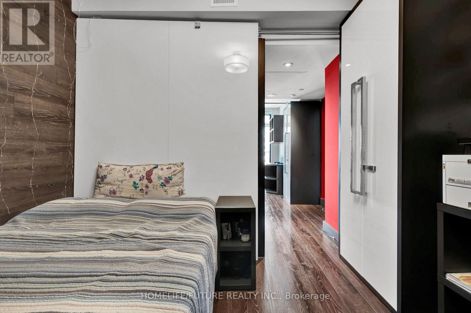 C232 - 330 PHILLIP ST STREET Image 30