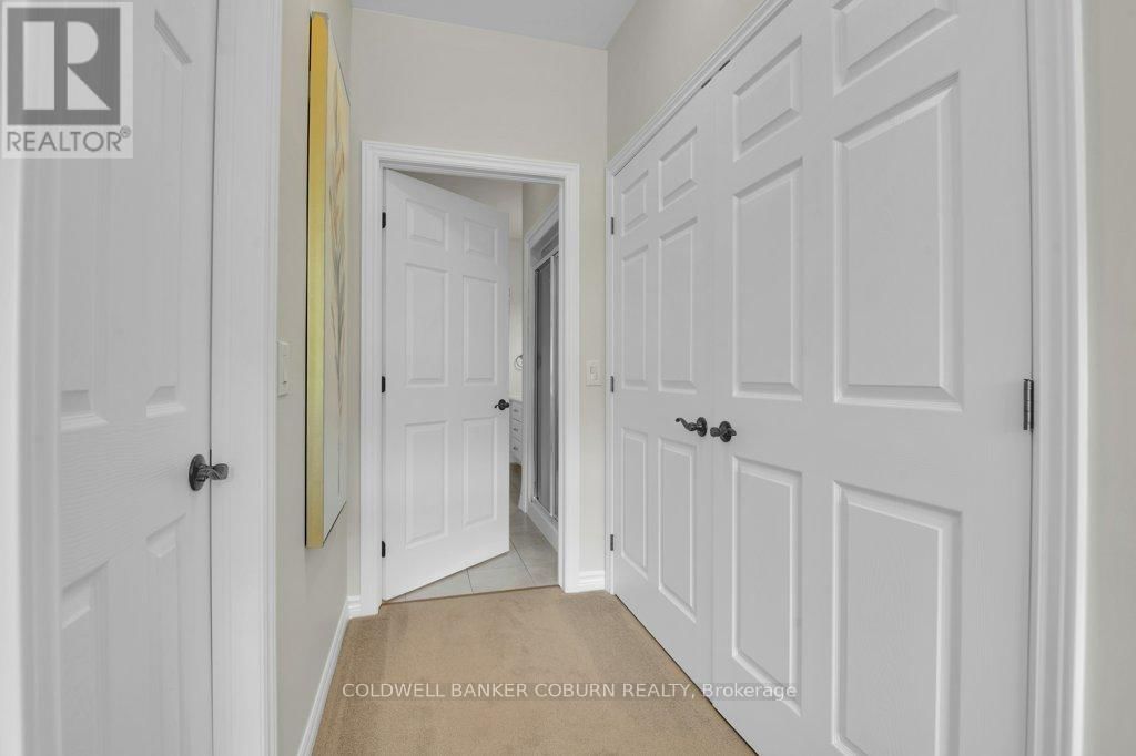 10 GOLF SIDE LANE Image 19