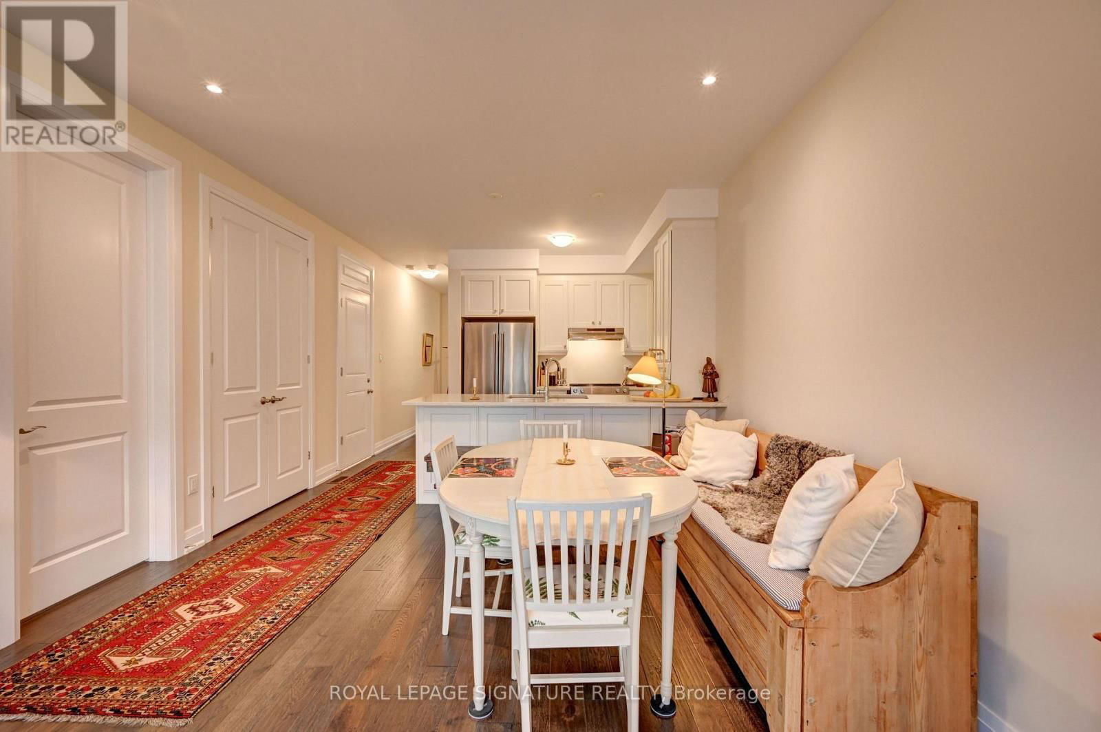 38 WINDSOR CIRCLE Image 11