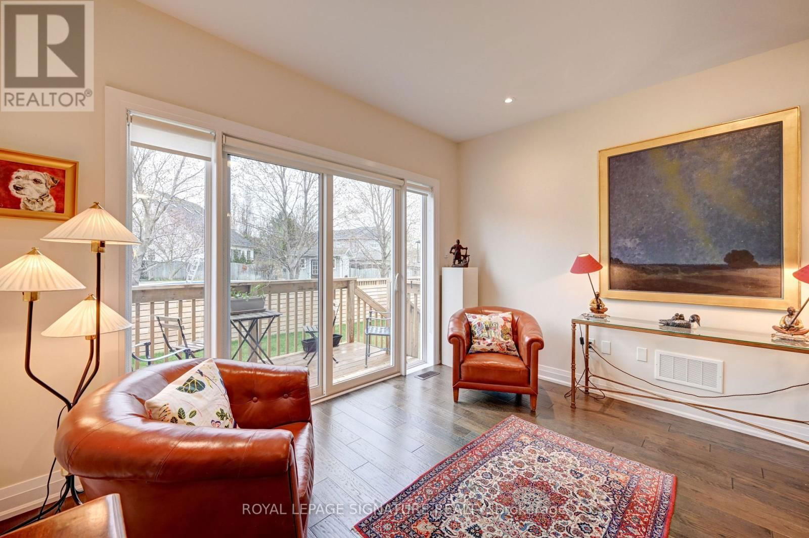 38 WINDSOR CIRCLE Image 13