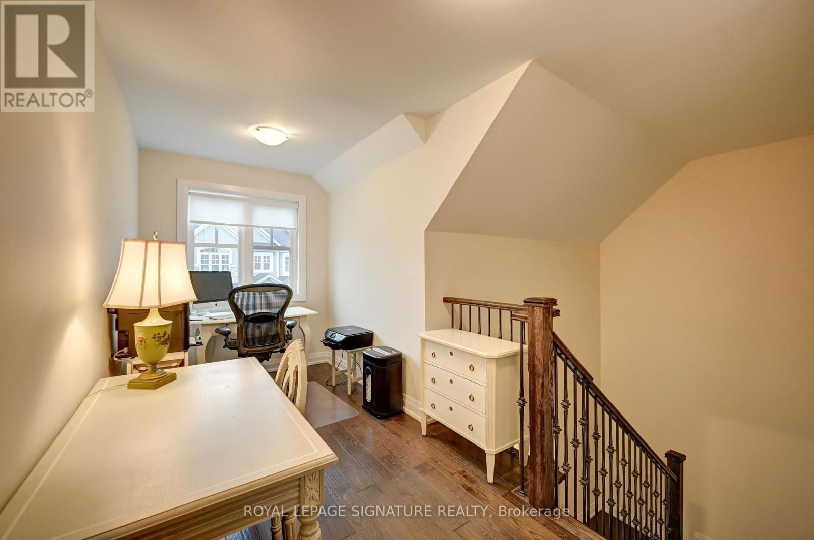 38 WINDSOR CIRCLE Image 30