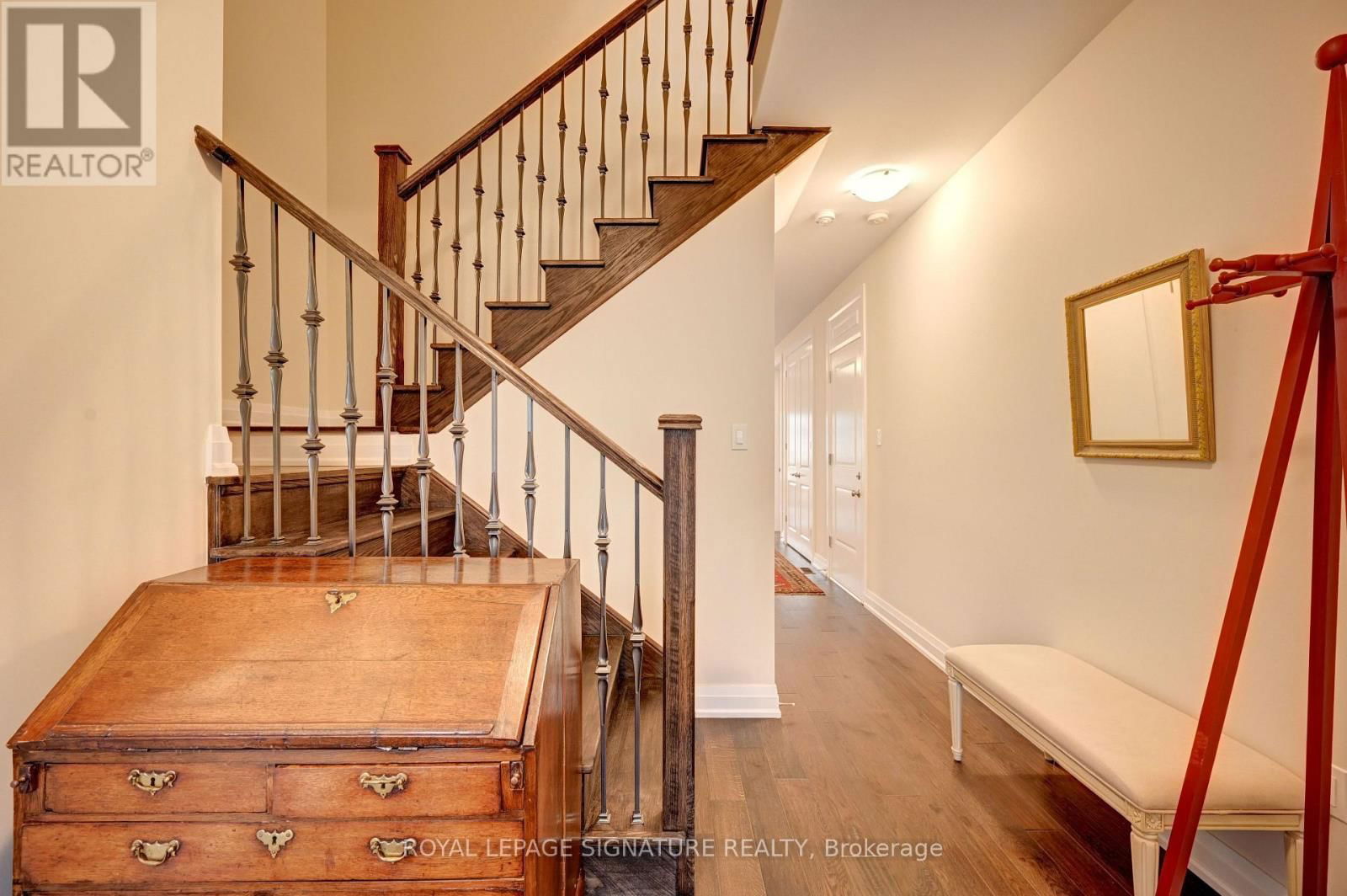 38 WINDSOR CIRCLE Image 6
