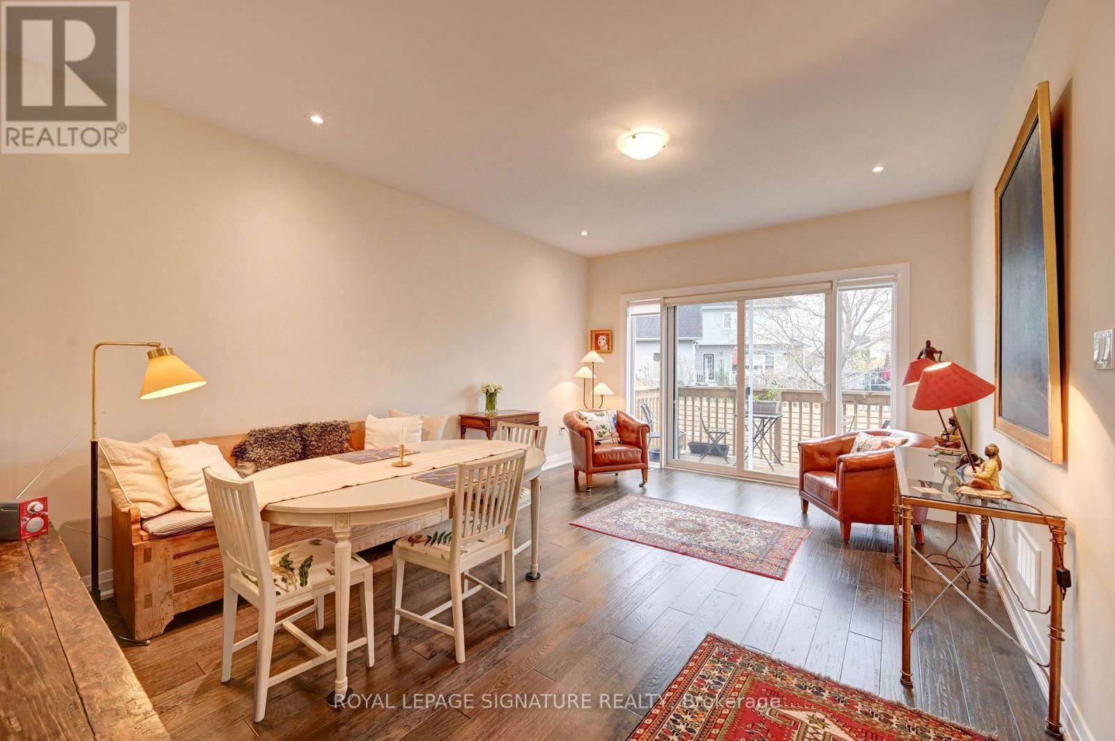 38 WINDSOR CIRCLE Image 8