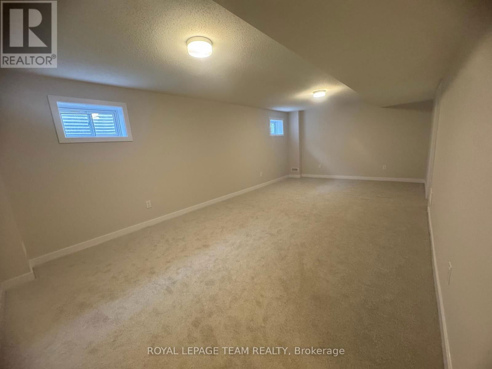 958 SEAGRAVE LANE Image 13