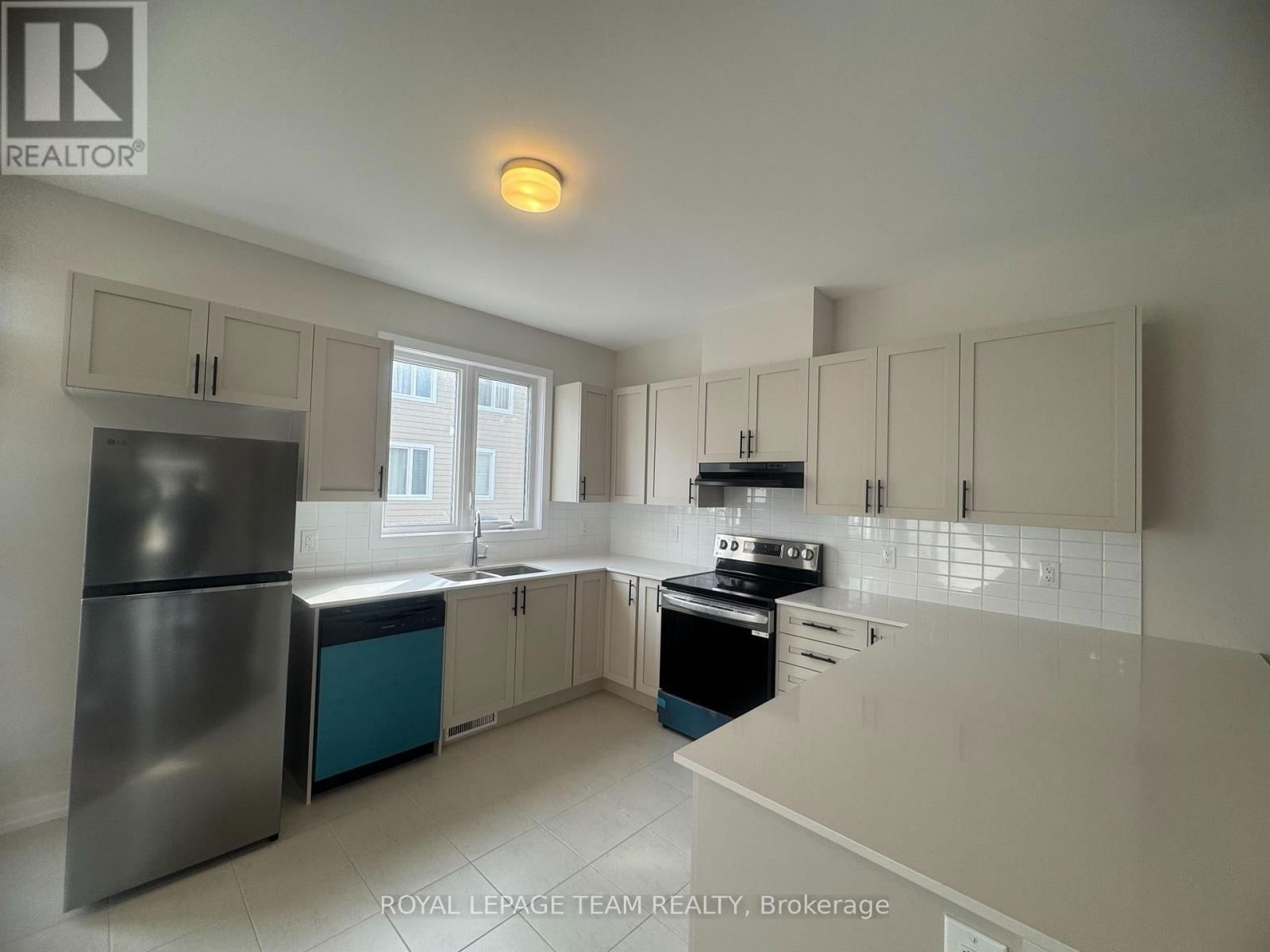 958 SEAGRAVE LANE Image 6