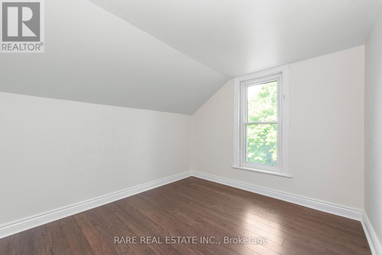 46 ABERDEEN AVENUE Image 26