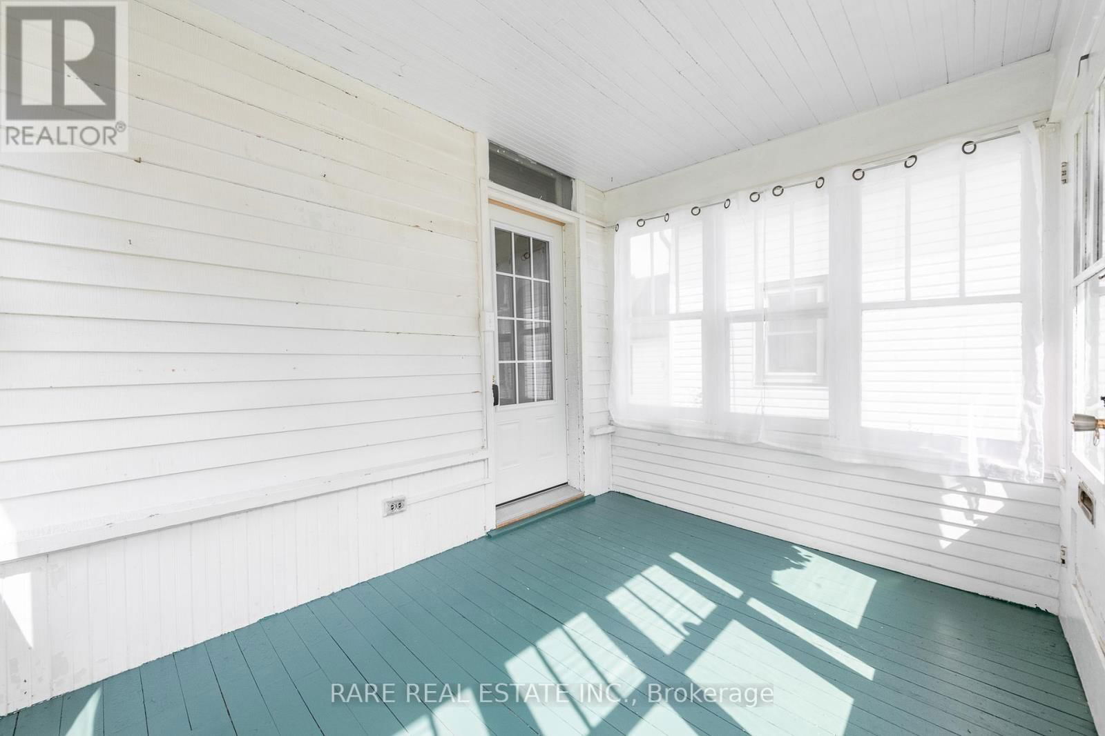 46 ABERDEEN AVENUE Image 4