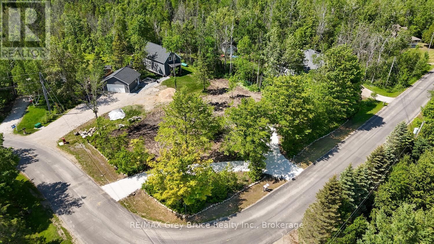 11 MILLER LAKE SHORE ROAD Image 8