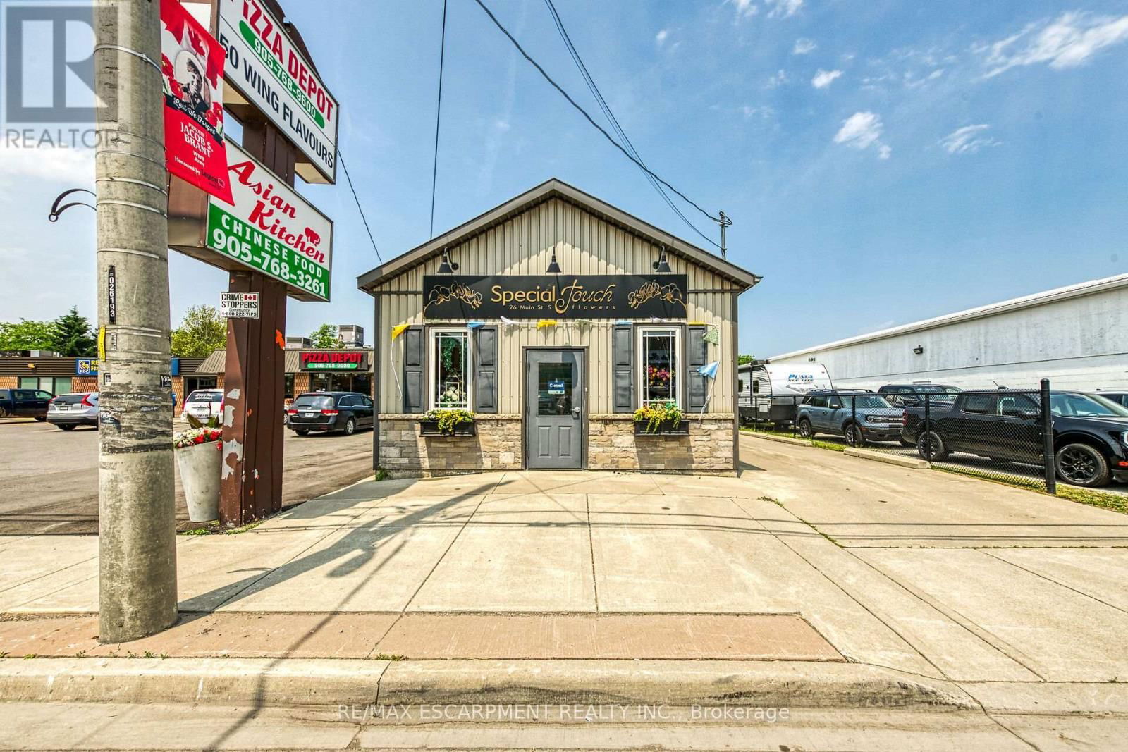 26 MAIN STREET SOUTH Image 1