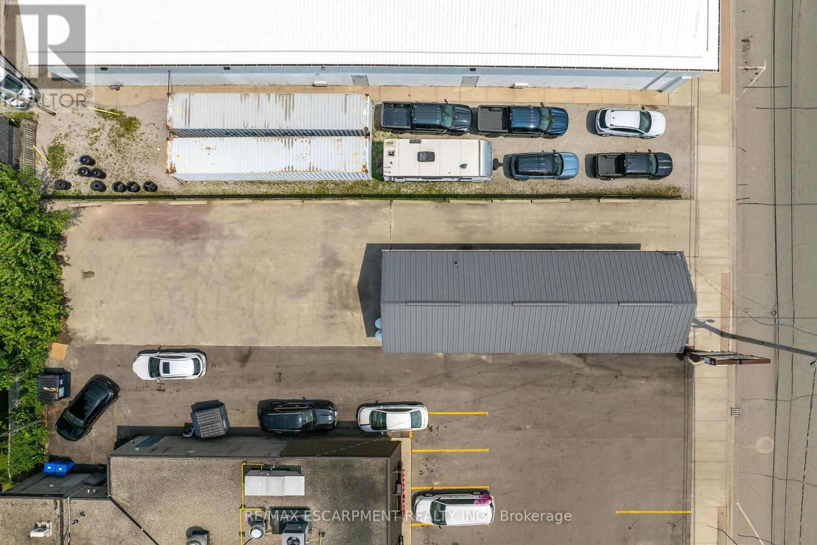 26 MAIN STREET SOUTH Image 31