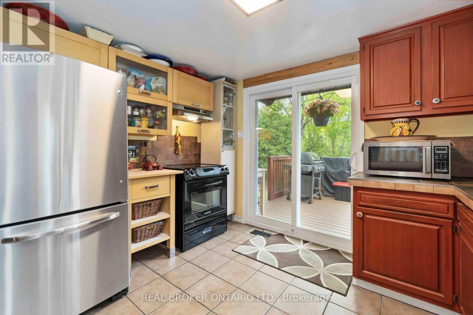 190 WOODS ROAD Image 26