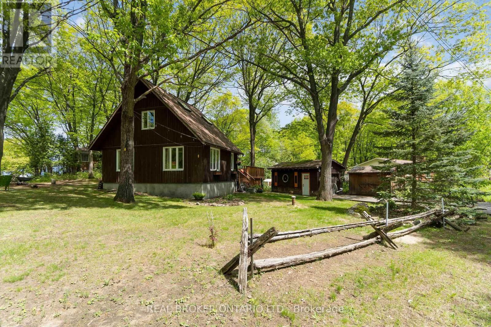190 WOODS ROAD Image 9