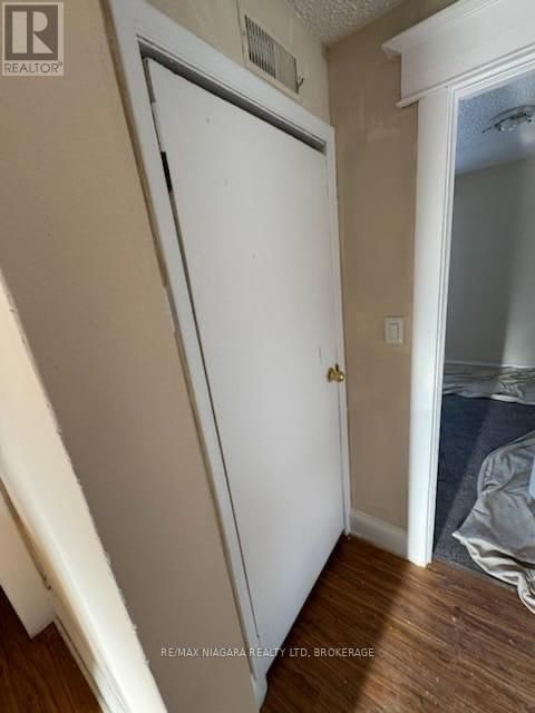 146 BURGAR STREET Image 11