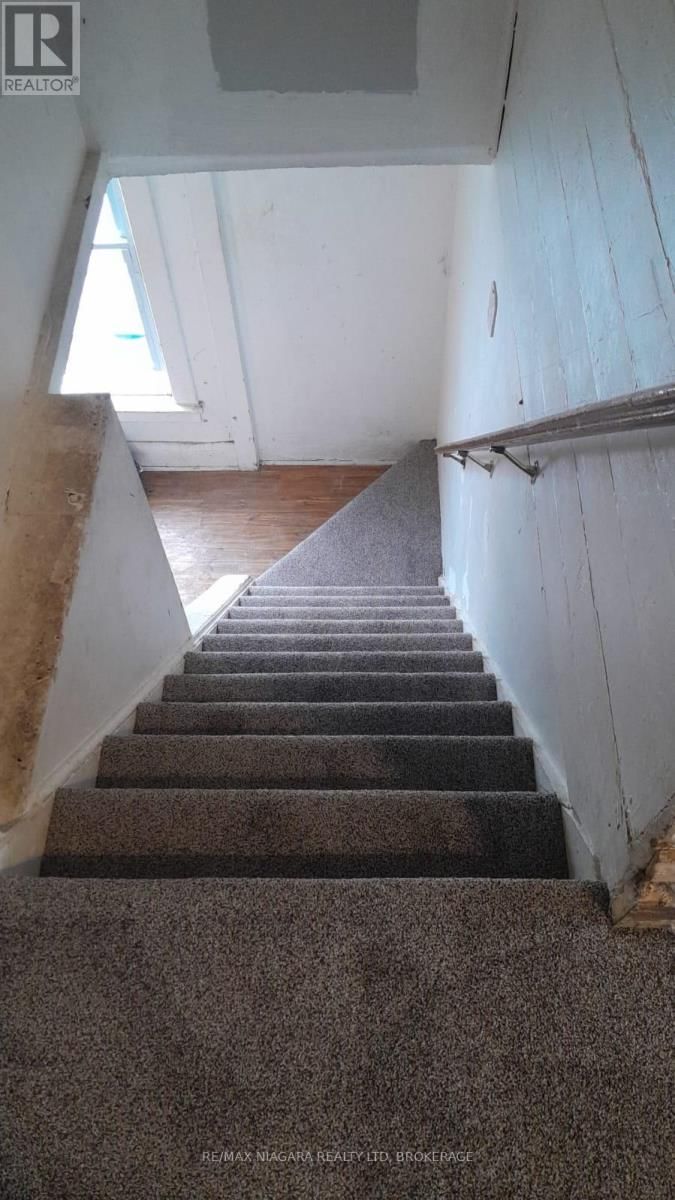 146 BURGAR STREET Image 12