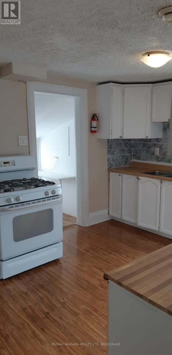 146 BURGAR STREET Image 15