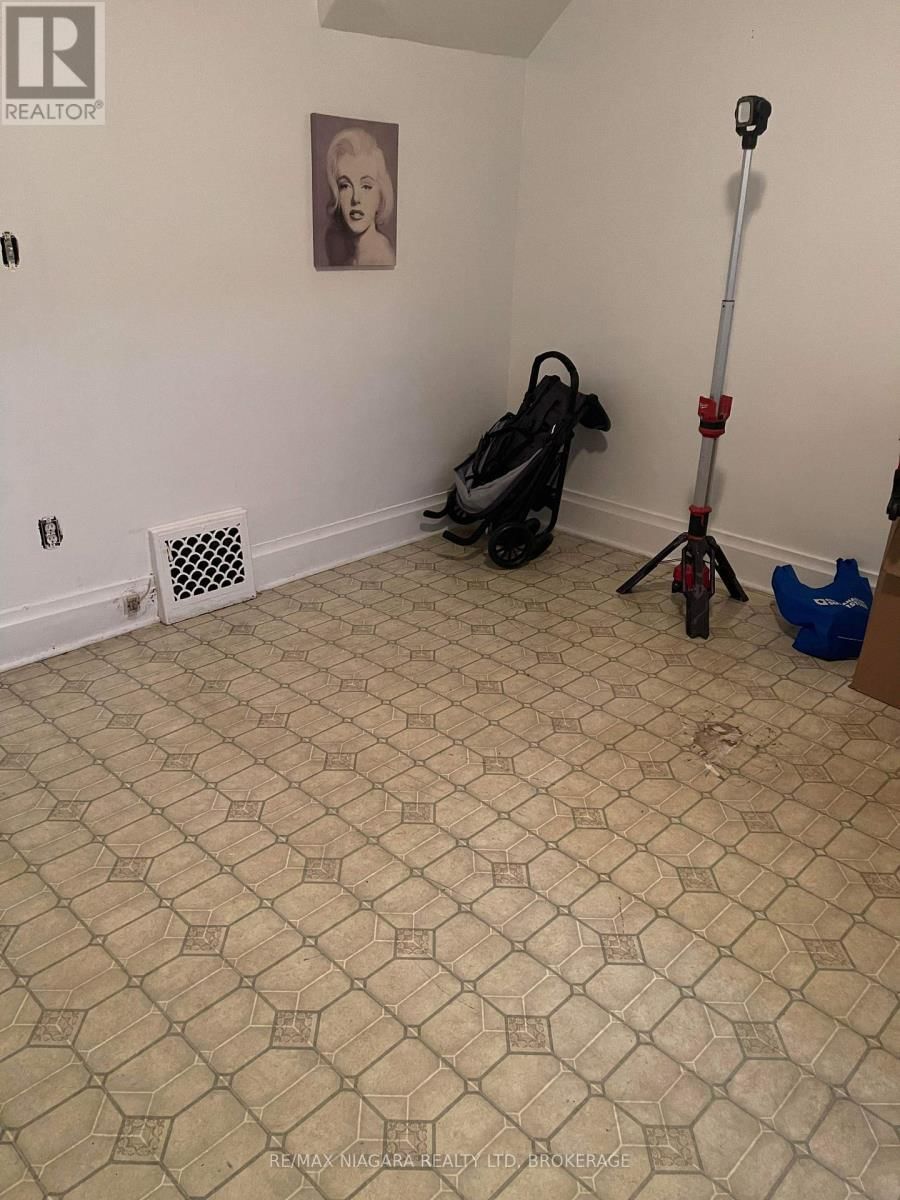 146 BURGAR STREET Image 21
