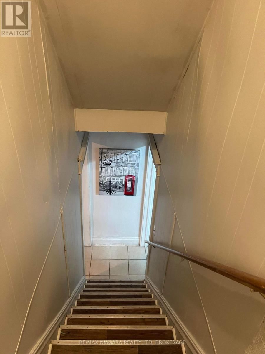 146 BURGAR STREET Image 25