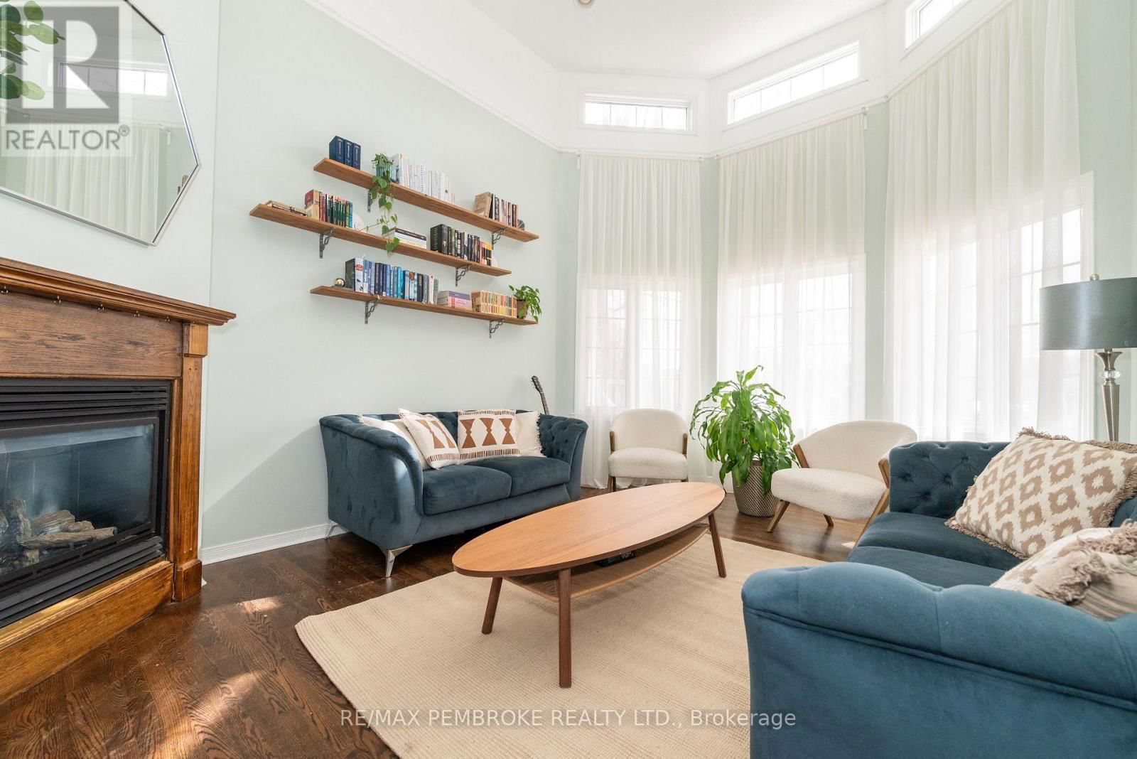 44 BAYSHORE DRIVE Image 18