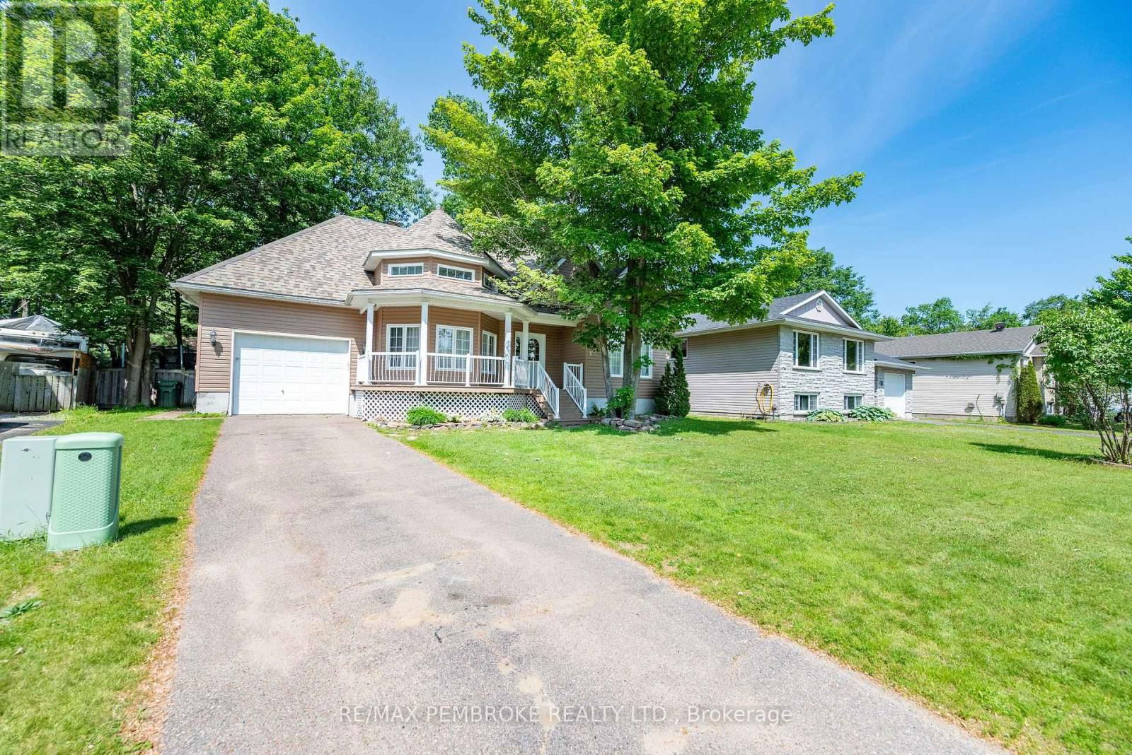 44 BAYSHORE DRIVE Image 3