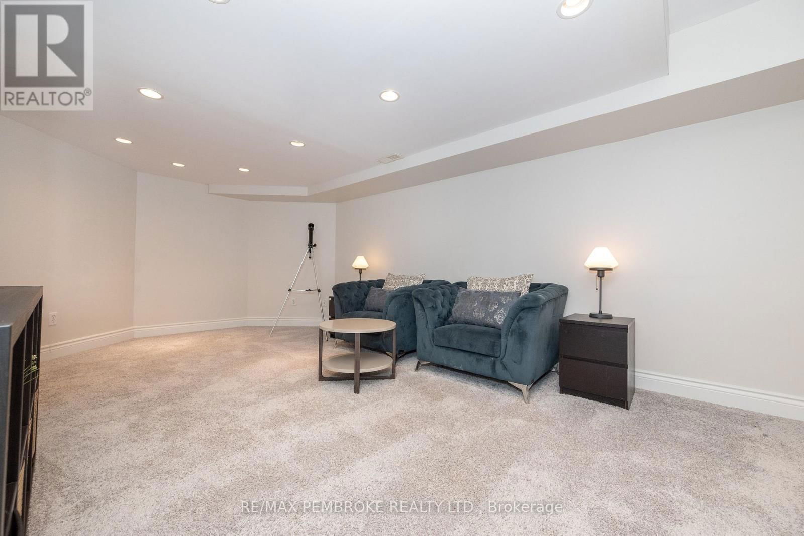 44 BAYSHORE DRIVE Image 34