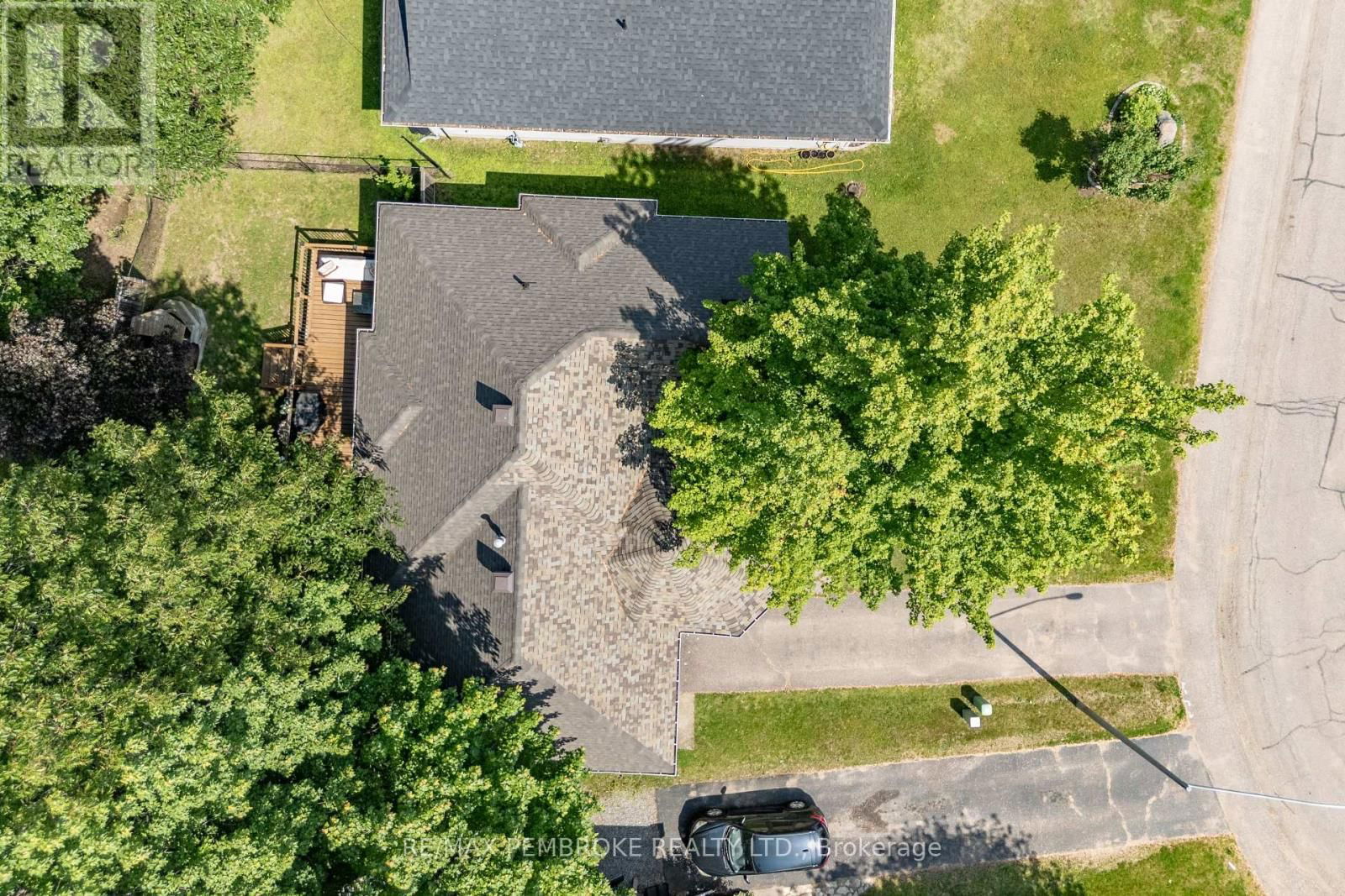 44 BAYSHORE DRIVE Image 49