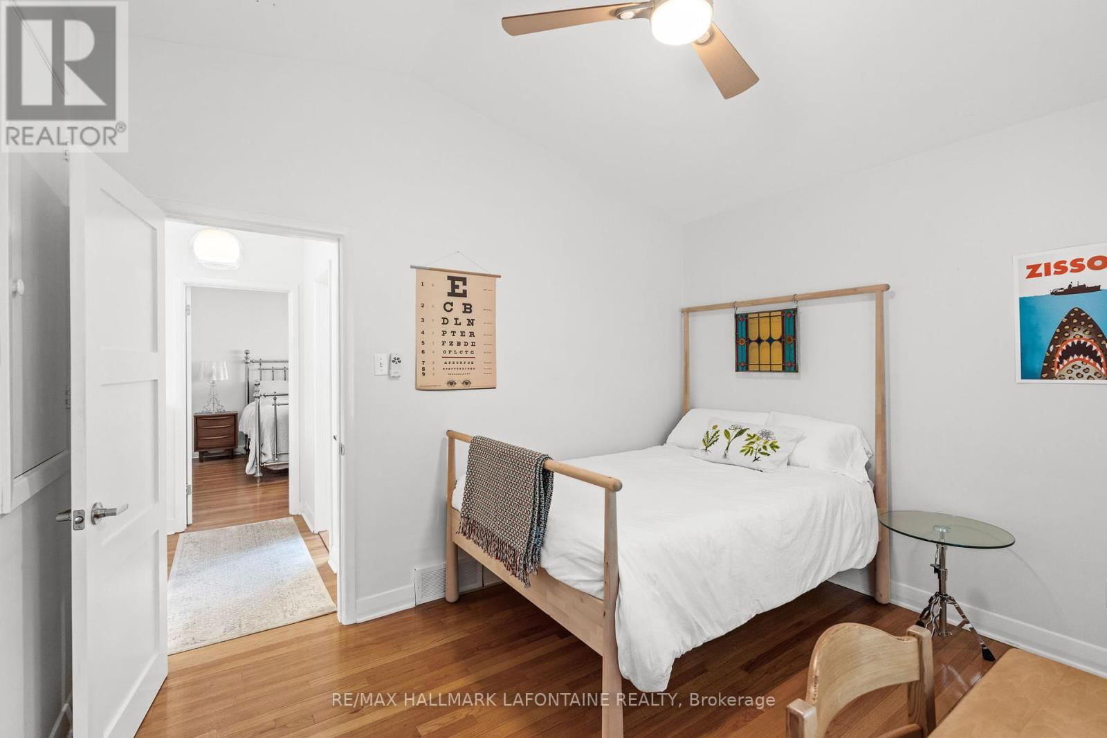 1886 RIDEAU GARDEN DRIVE Image 21