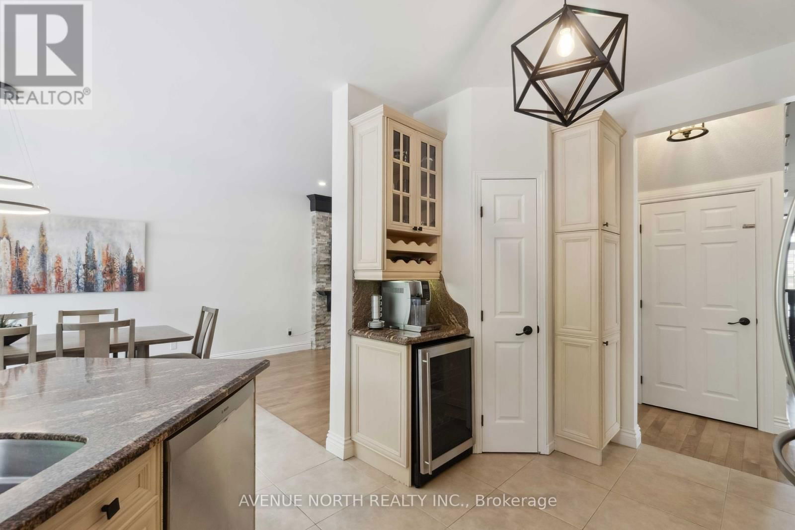 141 GRANDPARK CIRCLE Image 13
