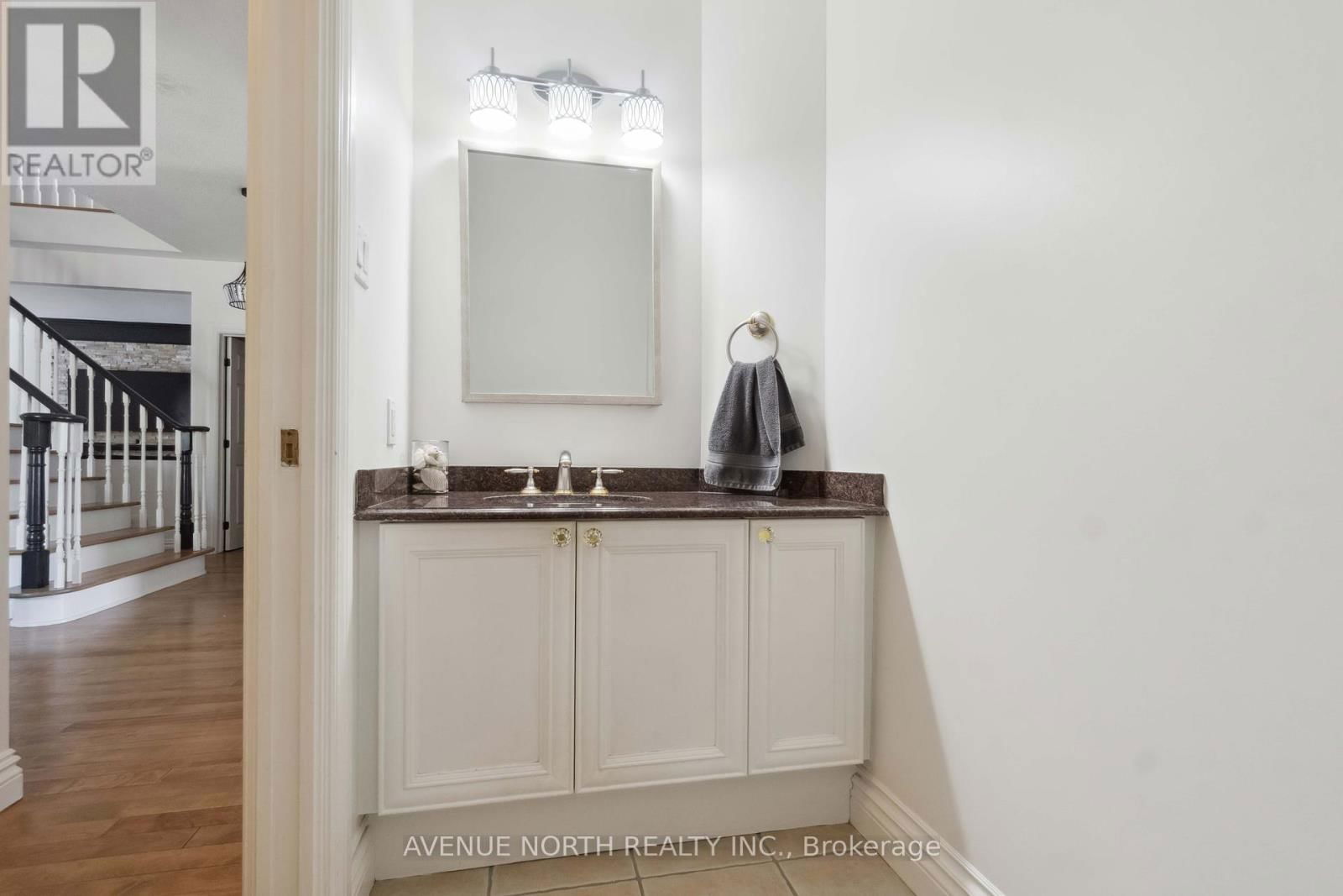 141 GRANDPARK CIRCLE Image 22
