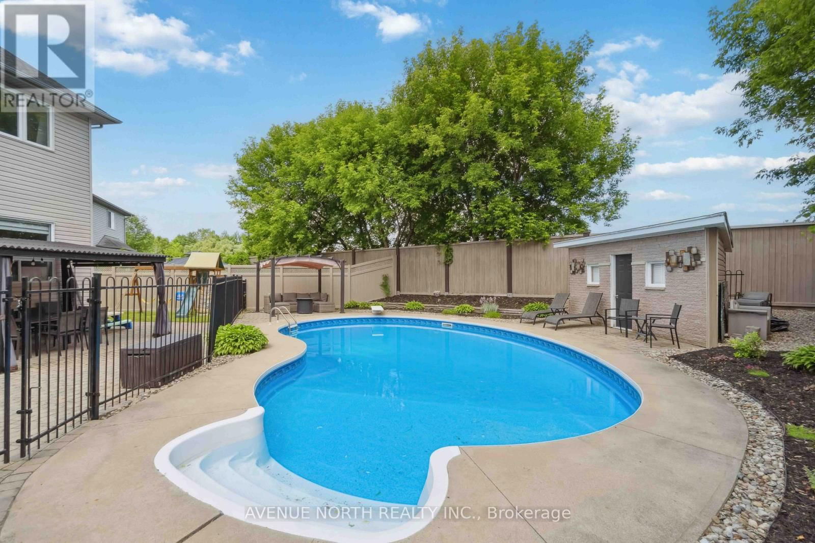 141 GRANDPARK CIRCLE Image 39